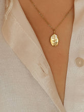 Load image into Gallery viewer, Chrissy Rose Pendant Necklace
