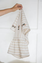 Load image into Gallery viewer, Frances Dish Towel
