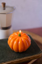 Load image into Gallery viewer, Fall Pumpkin Candles 
