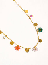 Load image into Gallery viewer, Flower &amp; Hearts Necklace
