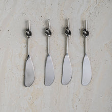 Load image into Gallery viewer, Knotted Silver Spreader
