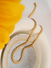 Load image into Gallery viewer, Classic Wheat Chain
