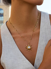 Load image into Gallery viewer, Aster Sun Pendant Chain Necklace
