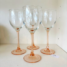 Load image into Gallery viewer, Pink Wine Glass Set
