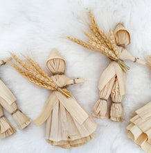 Load image into Gallery viewer, Corn Husk &amp; Wheat Doll
