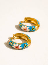 Load image into Gallery viewer, Isa Floral Hoop Earrings
