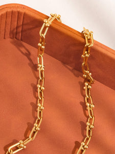 Denny Bold Chain Necklace