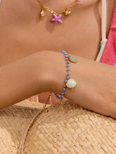 Load image into Gallery viewer, Shells and Star Beaded Bracelet
