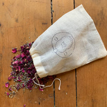 Load image into Gallery viewer, Moon Gypsies Herbs to Ease A Headache
